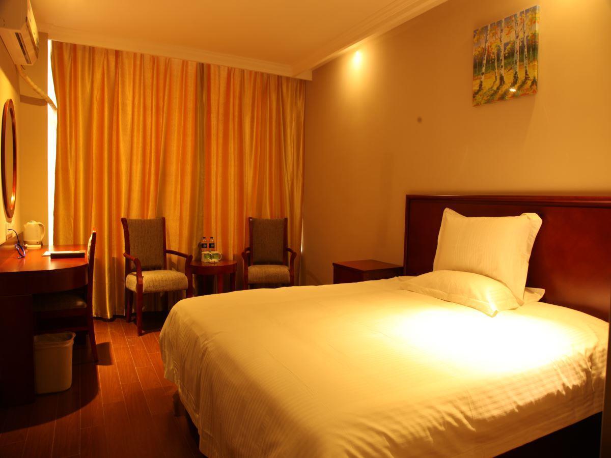 Greentree Inn Suzhou Central Circle Baihui Square Middle Yangchenghu Station Express Hotel 外观 照片