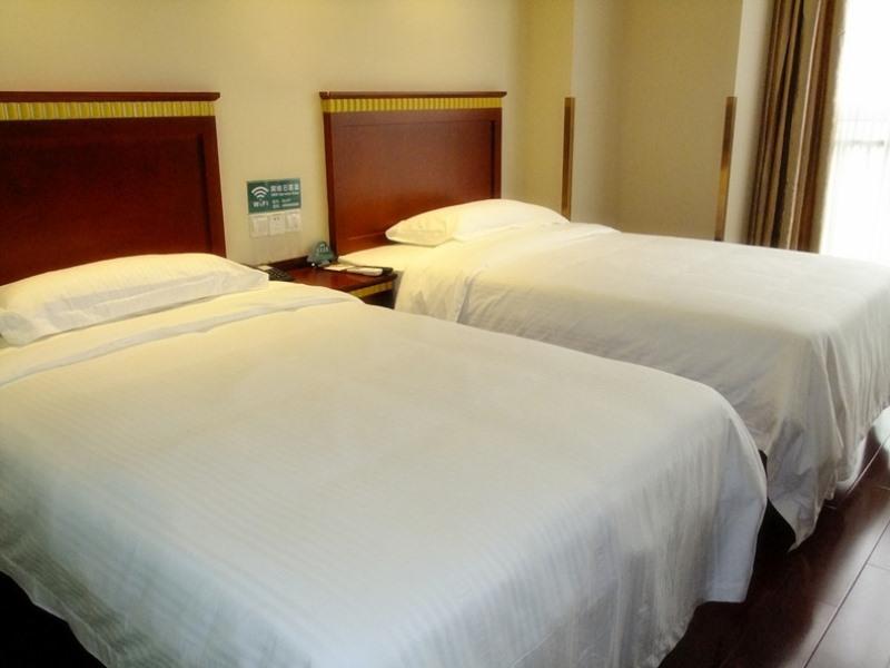 Greentree Inn Suzhou Central Circle Baihui Square Middle Yangchenghu Station Express Hotel 外观 照片