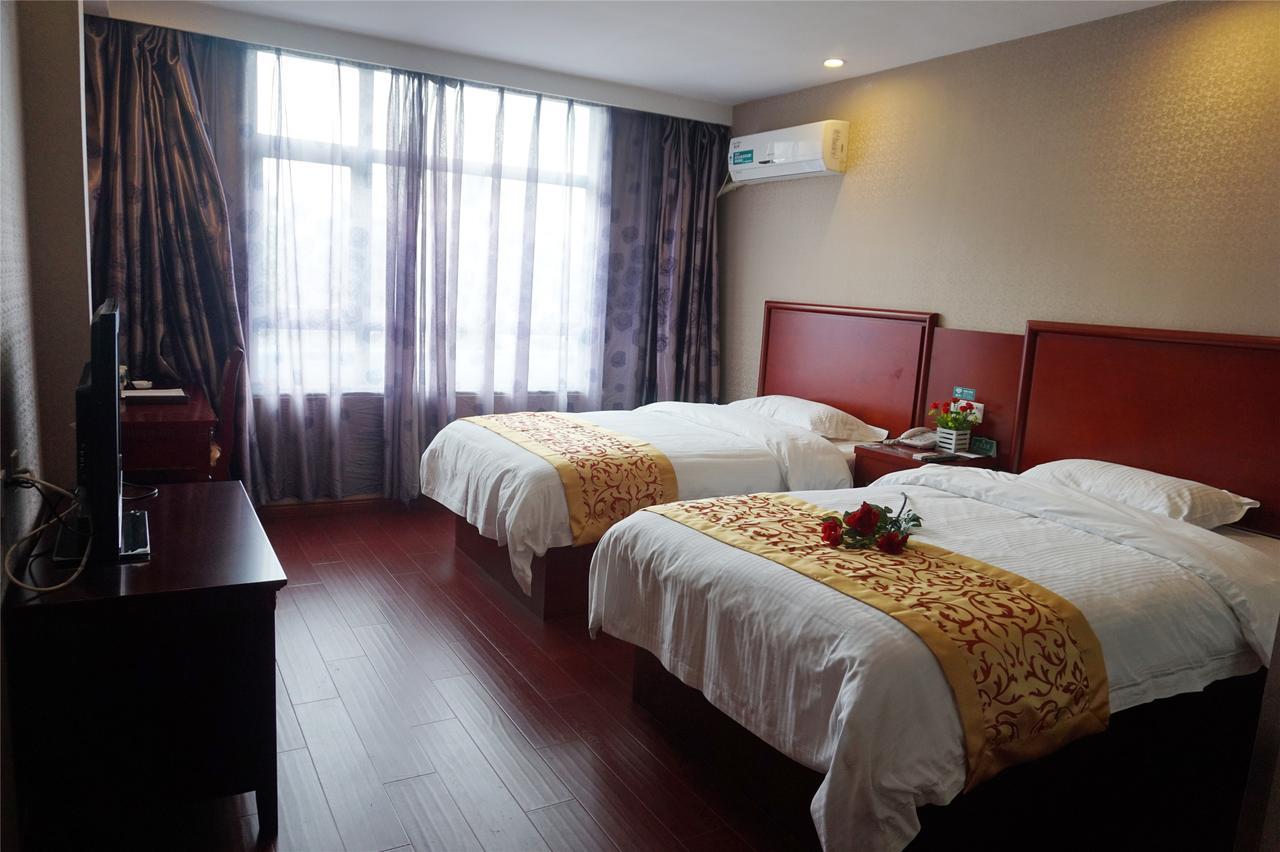 Greentree Inn Suzhou Central Circle Baihui Square Middle Yangchenghu Station Express Hotel 外观 照片
