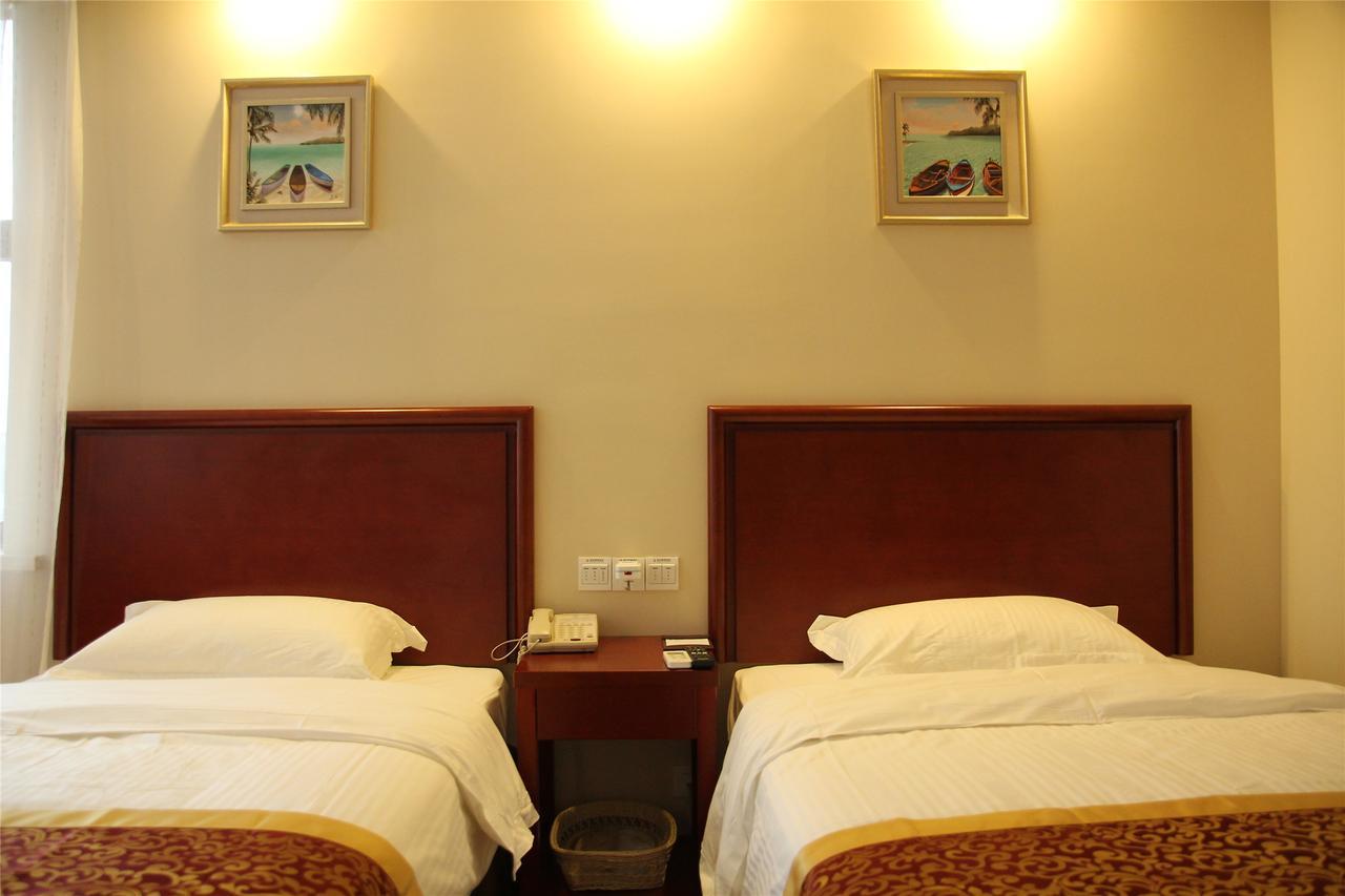 Greentree Inn Suzhou Central Circle Baihui Square Middle Yangchenghu Station Express Hotel 外观 照片