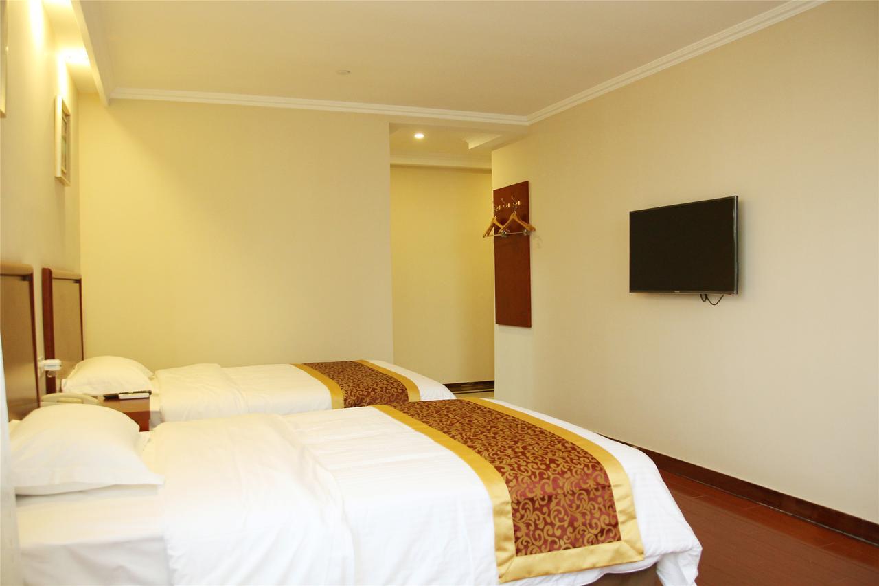 Greentree Inn Suzhou Central Circle Baihui Square Middle Yangchenghu Station Express Hotel 外观 照片