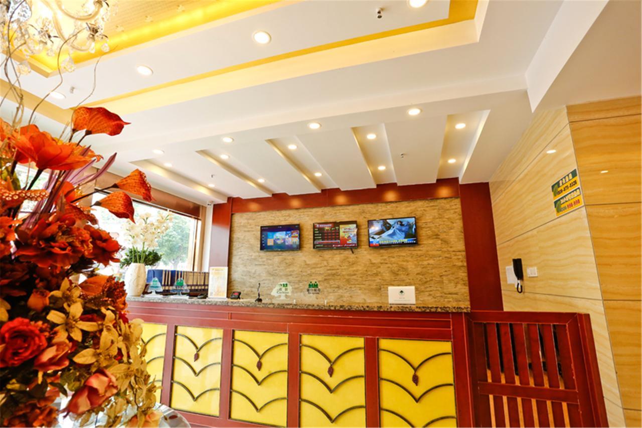 Greentree Inn Suzhou Central Circle Baihui Square Middle Yangchenghu Station Express Hotel 外观 照片
