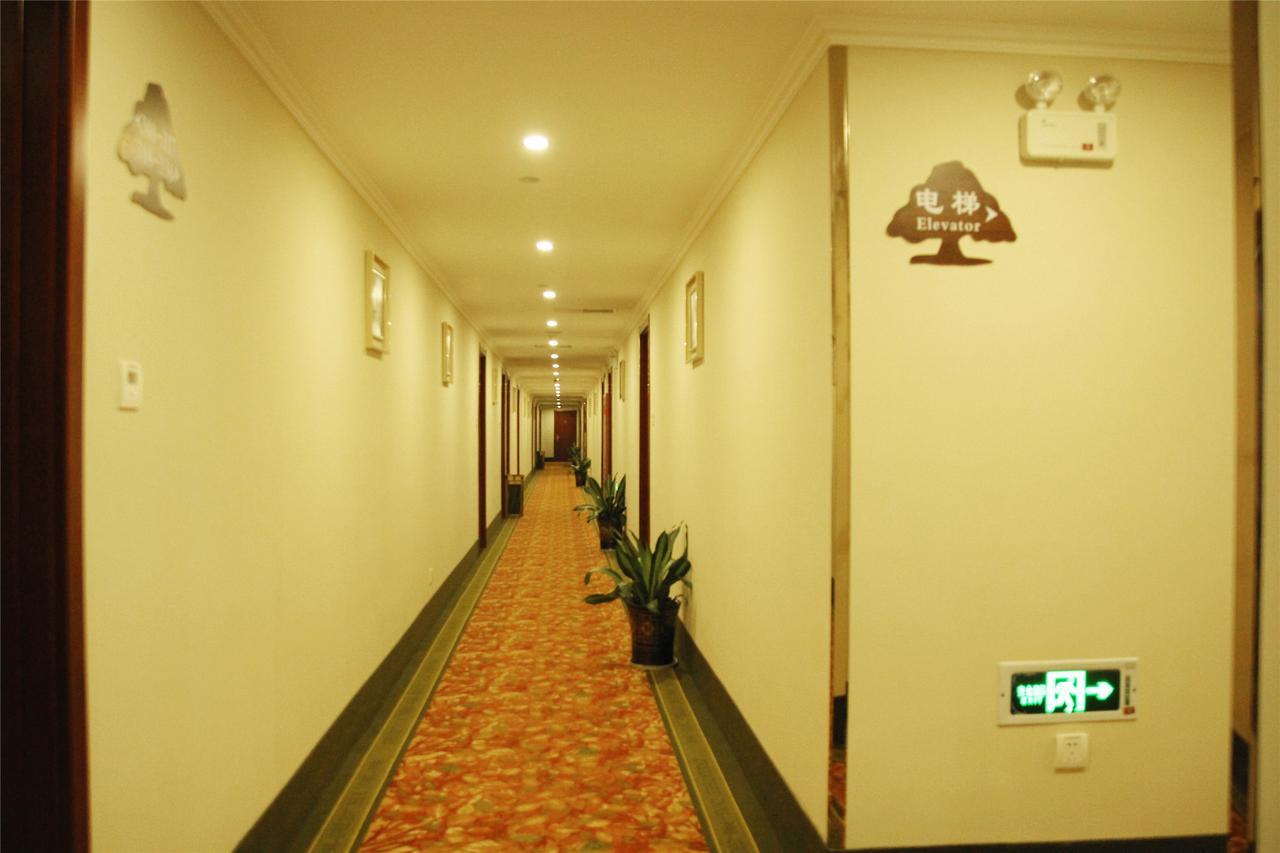 Greentree Inn Suzhou Central Circle Baihui Square Middle Yangchenghu Station Express Hotel 外观 照片